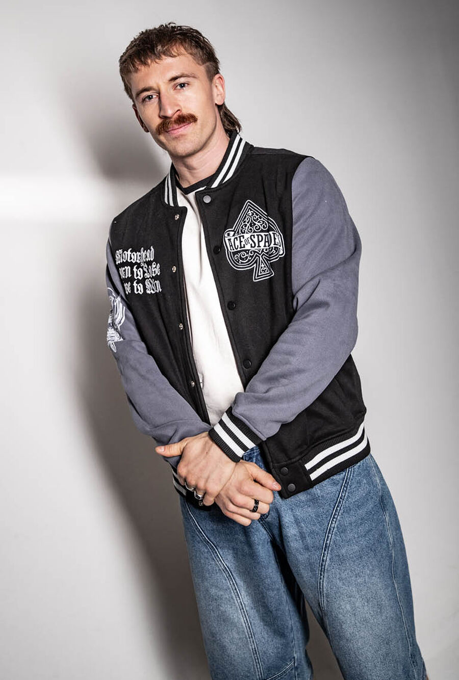 Outfit Collegejacke Motörhead