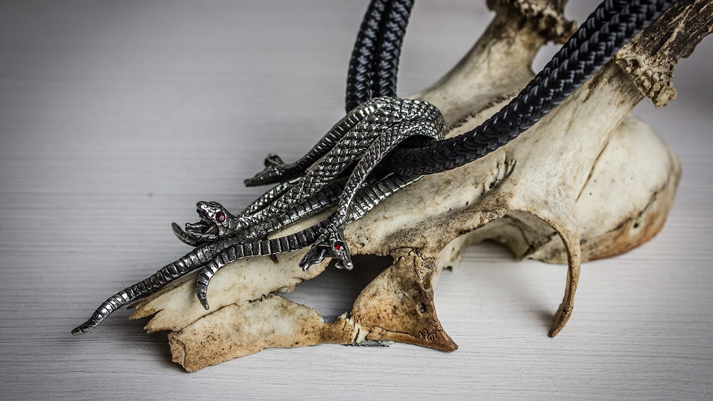 Hydra Halskette Alchemy Gothic